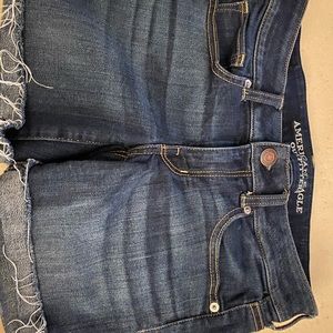 AMERICAN EAGLE SUPER STRETCH SHORTS